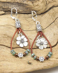 Boucles d'oreilles simples en cuir boho avec fleur en corde 0