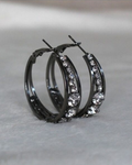 Grandes boucles d'oreilles créoles incrustées de strass 0