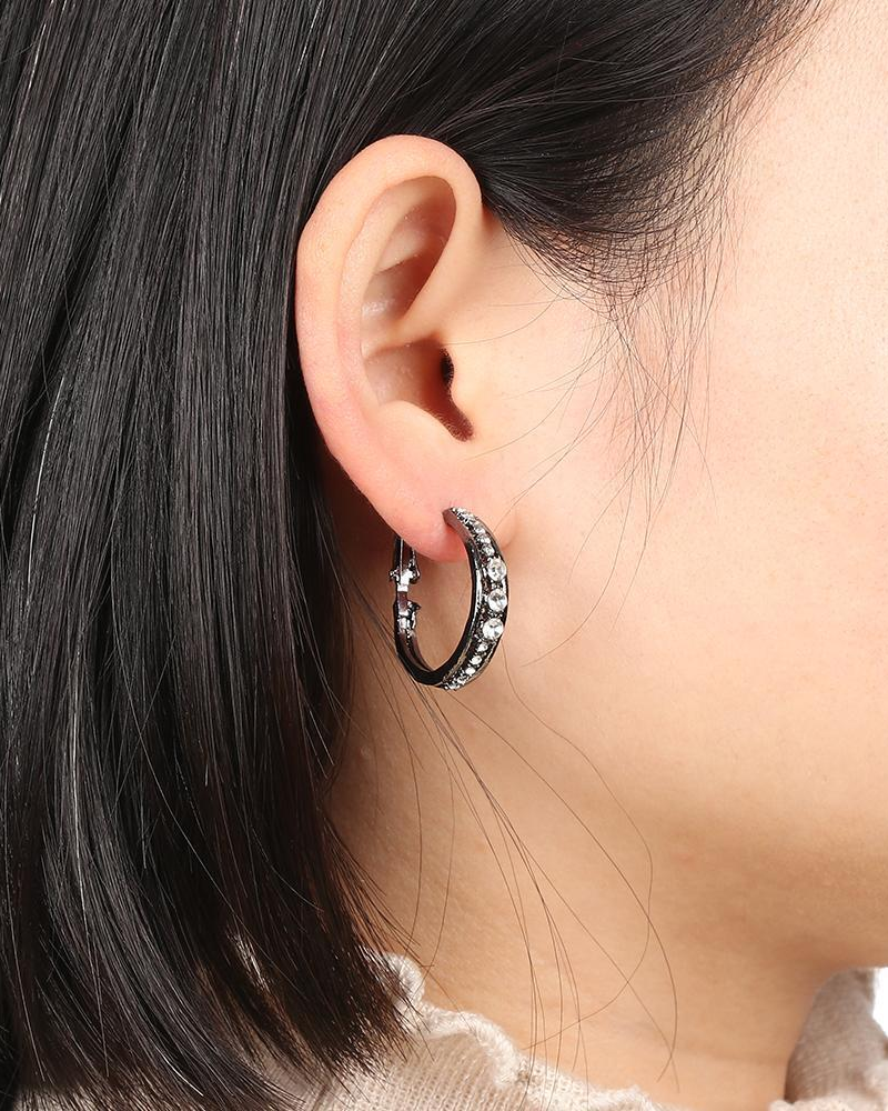 Grandes boucles d'oreilles créoles incrustées de strass 6