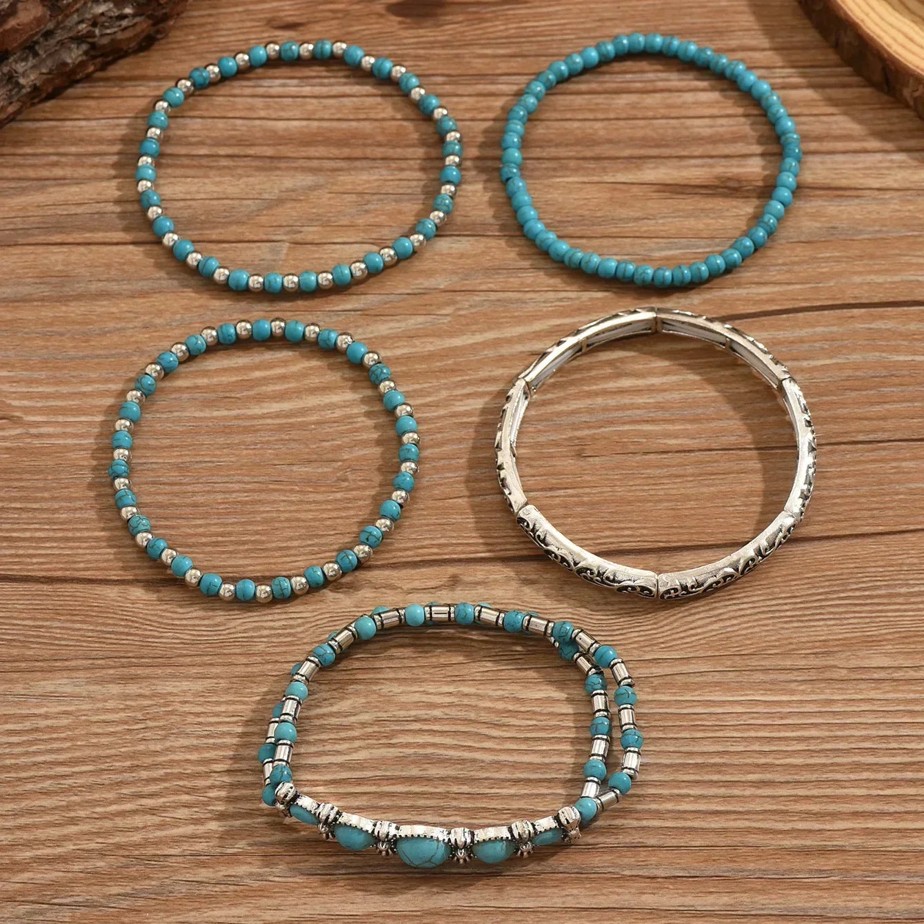 Ensemble de bracelets boho avec des perles turquoises