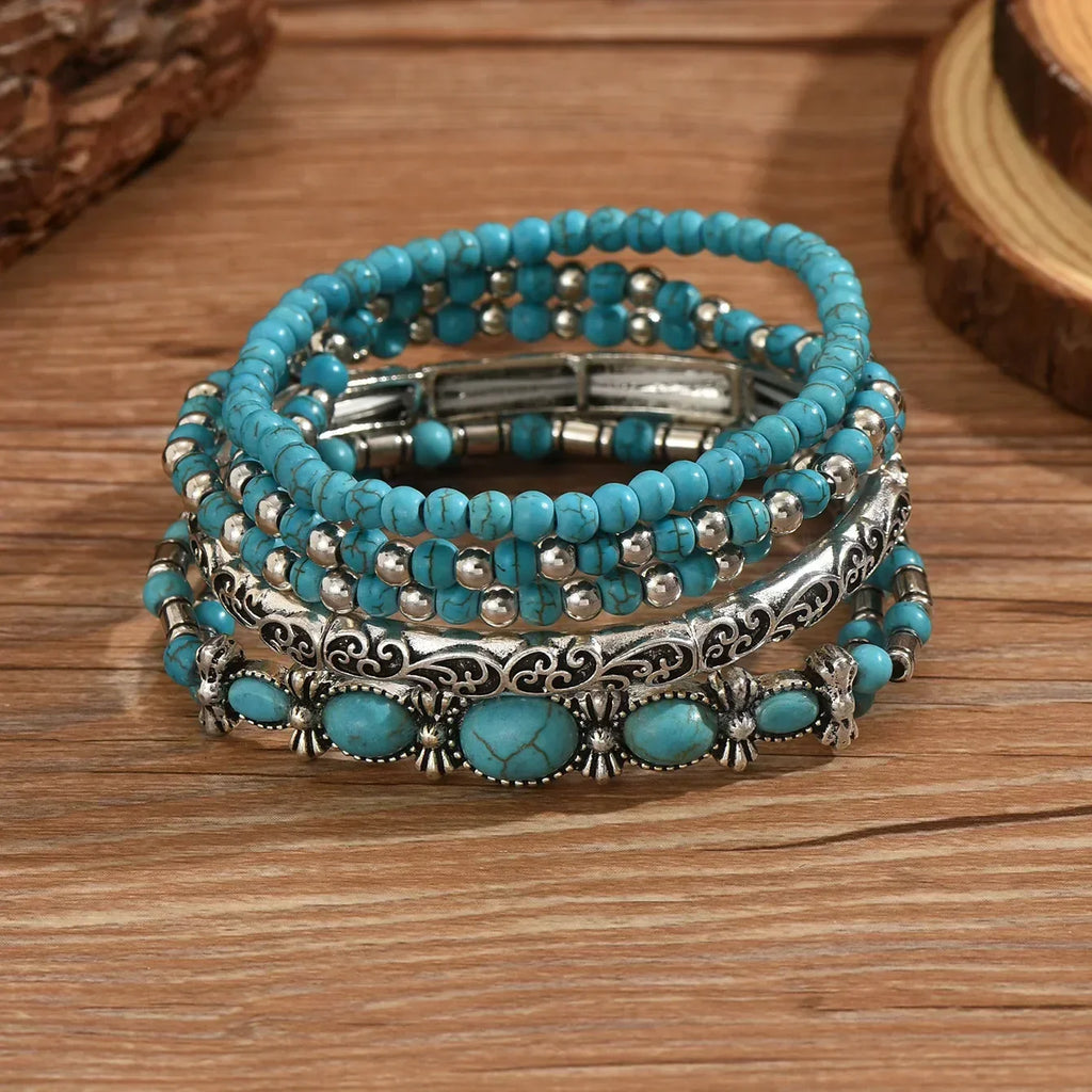 Ensemble de bracelets boho avec des perles turquoises